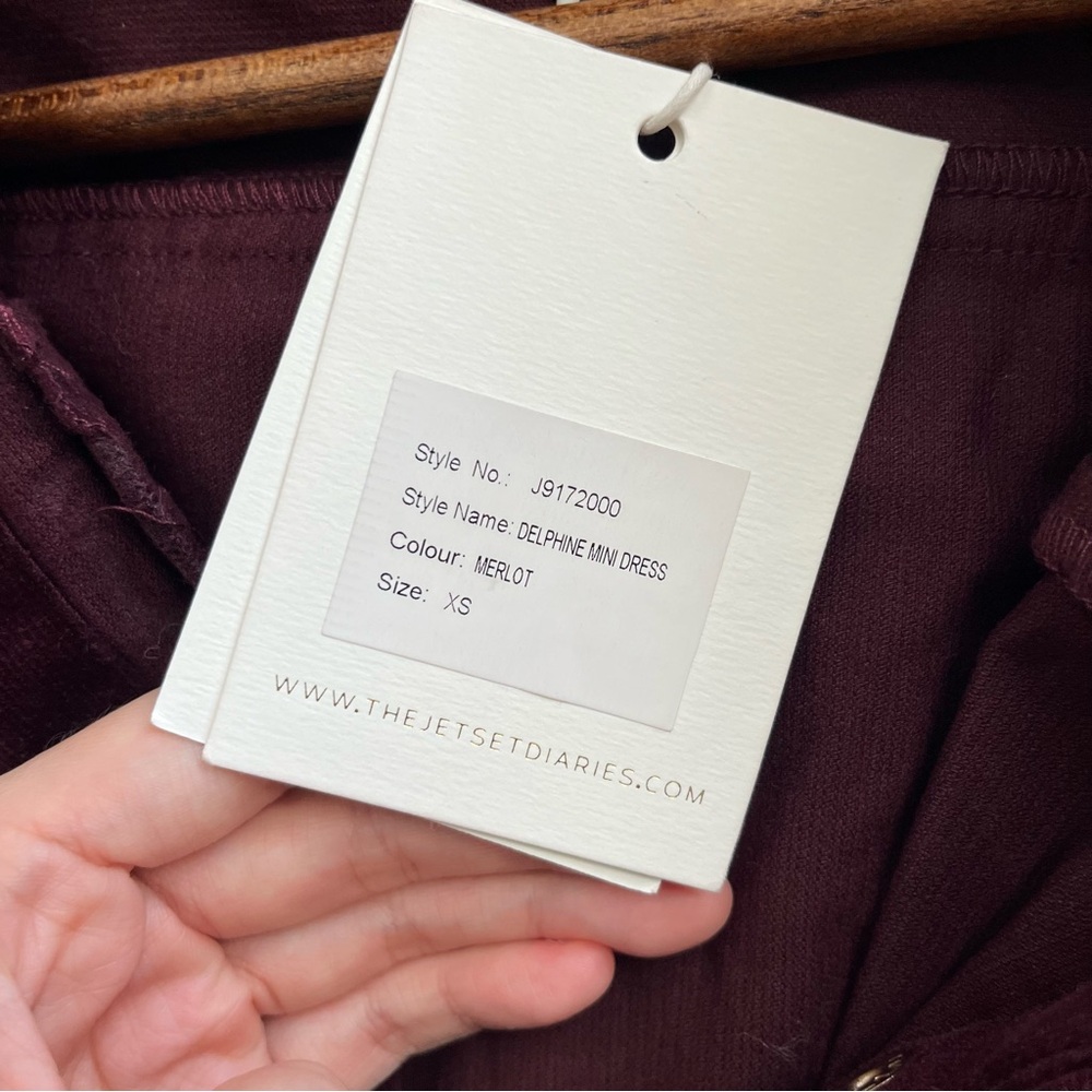 The Jetset Diaries Delphine Velvet Burgundy Long Sleeve Button Up Pocketed Dress - Picture 11 of 13